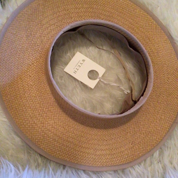 Sale! 🔥🔥Wyeth open crown straw visor